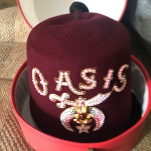 Oasis hat